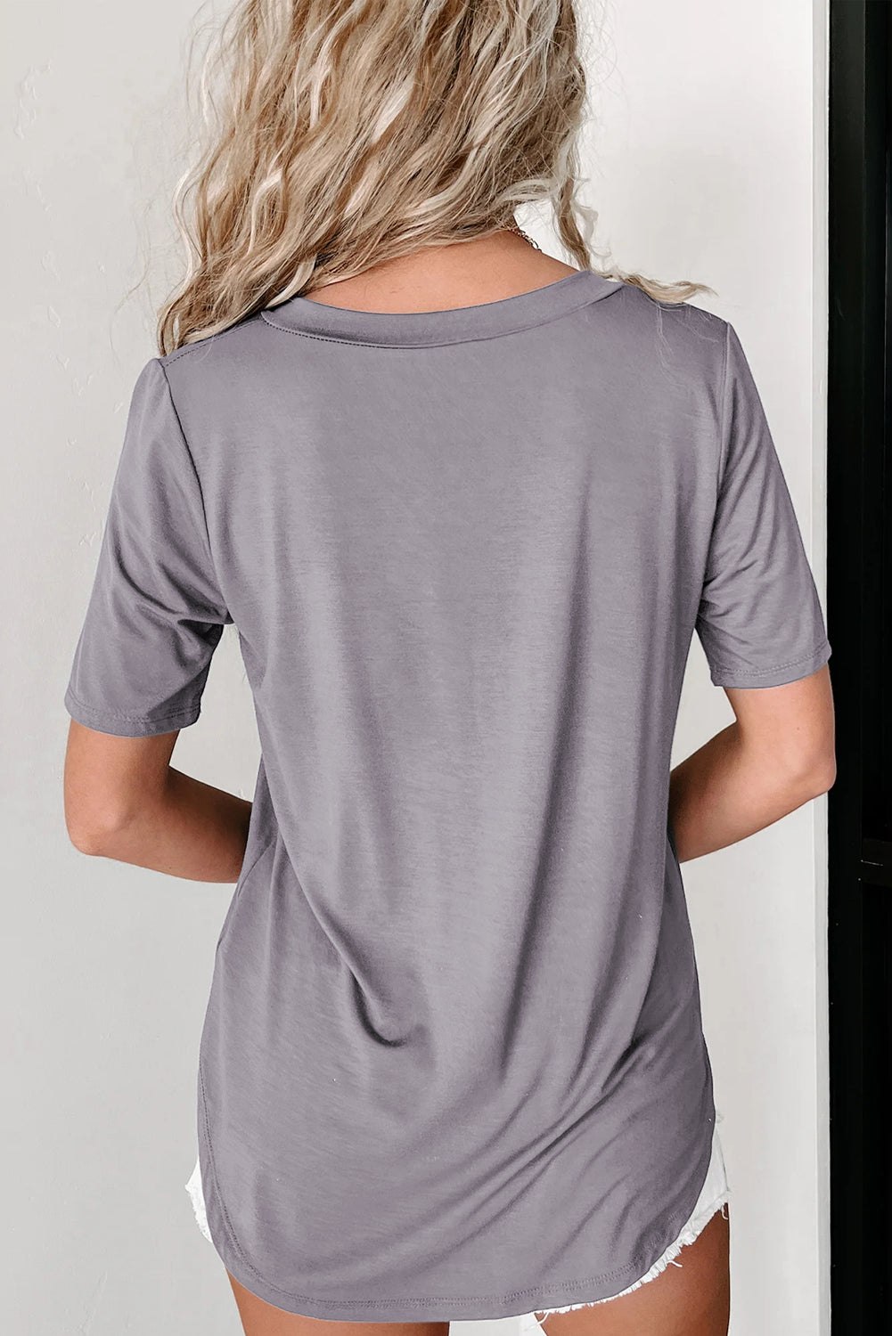 Minimal V Neck Pocket Tee - Black/Grey